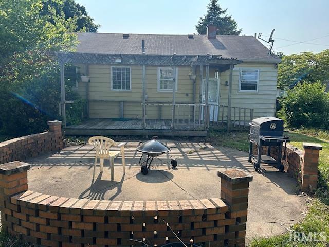 1612 N Wellington St, South Bend, IN 46628 - view of patio / terrace featuring a pergola and area for grilling