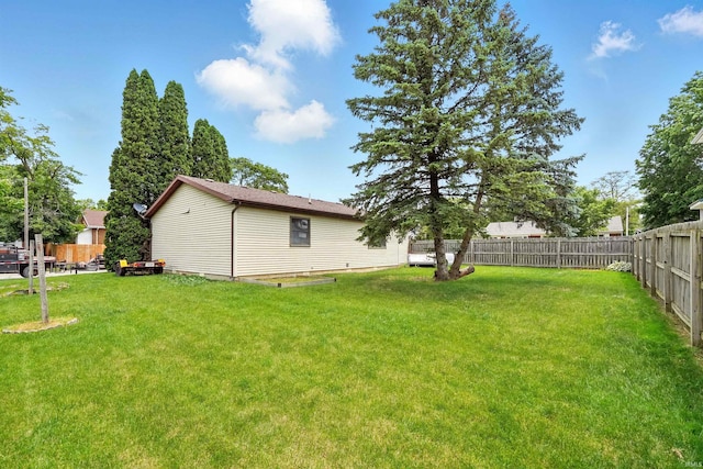 301 W Jefferson St, Columbia City, IN 46725 - view of yard