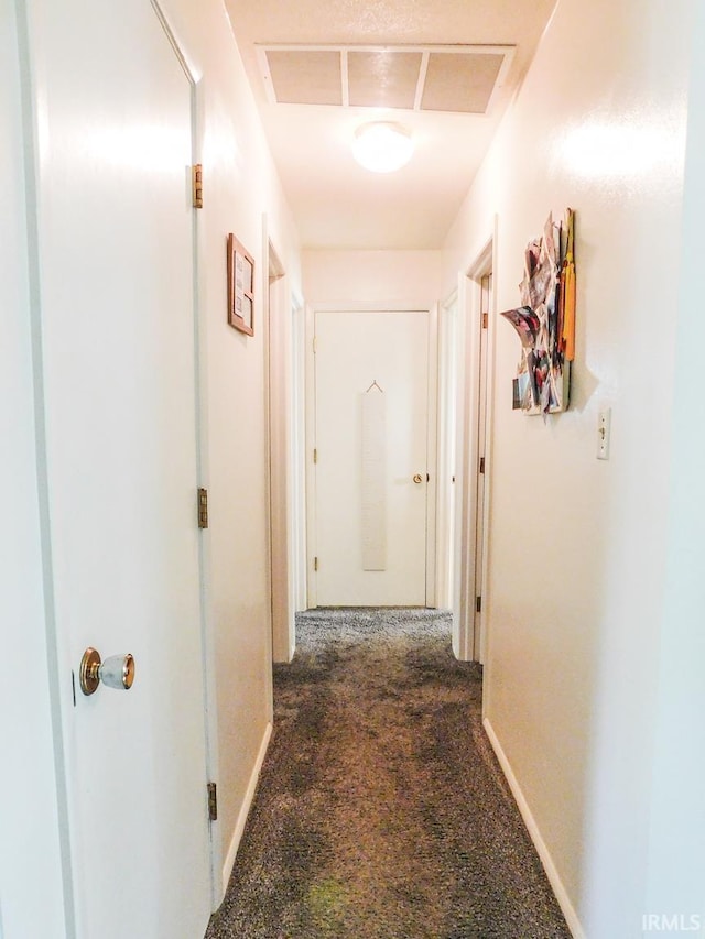2363 N Oak Dr, Bluffton, IN 46714 - hallway featuring carpet and baseboards