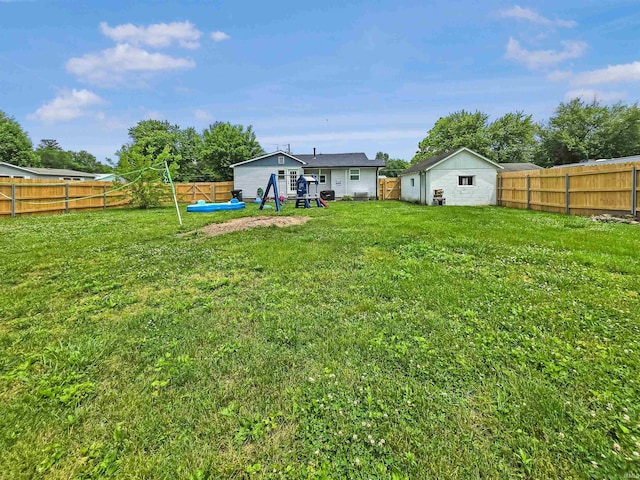 160 SW 5th St, Linton, IN 47441 - view of yard with a playground