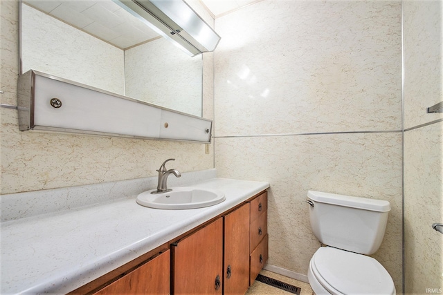 419 S First St, Pierceton, IN 46562 - bathroom with vanity and toilet