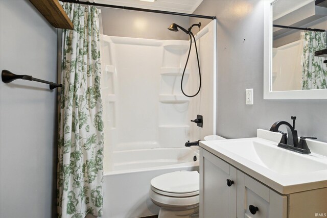 819 S 8th St, Goshen, IN 46526 - full bath with shower / tub combo, vanity, and toilet