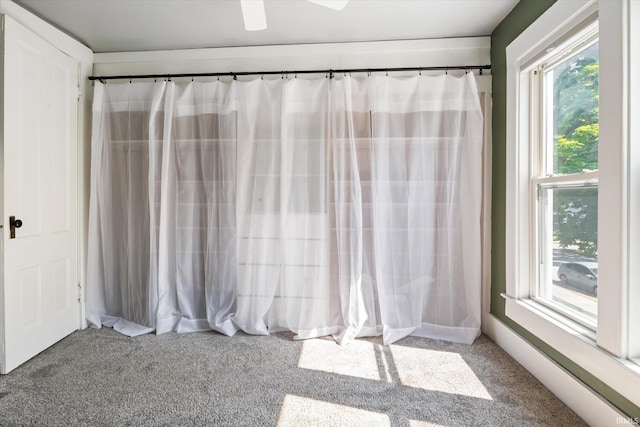 819 S 8th St, Goshen, IN 46526 - full bath featuring carpet