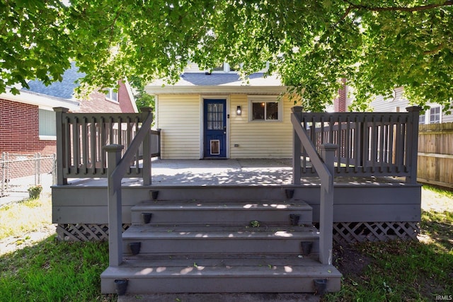 819 S 8th St, Goshen, IN 46526 - view of wooden terrace