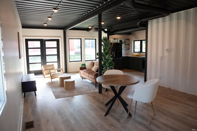 904 E Berry St, Fort Wayne, IN 46803 - living room featuring wood finished floors