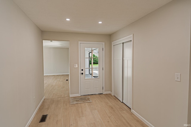 2135 Old Oak Dr, West Lafayette, IN 47906 - foyer entrance featuring light wood-type flooring, recessed lighting, and baseboards