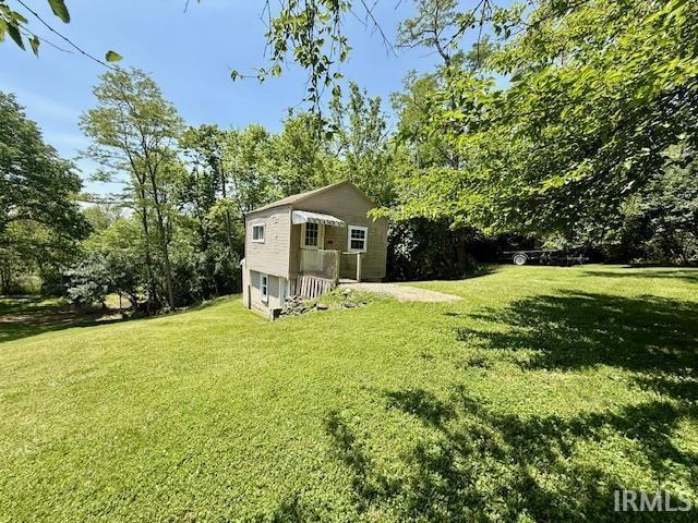 981 Keyser Ln, Richmond, IN 47374 - view of green lawn