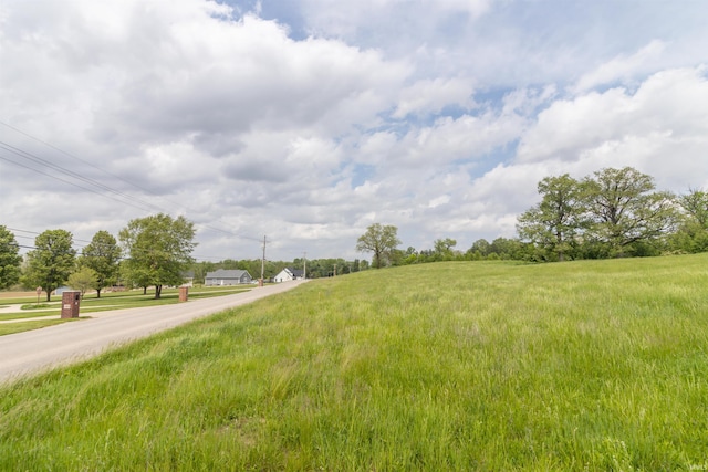 10 Meadowbrook Dr, New Castle, IN 47362