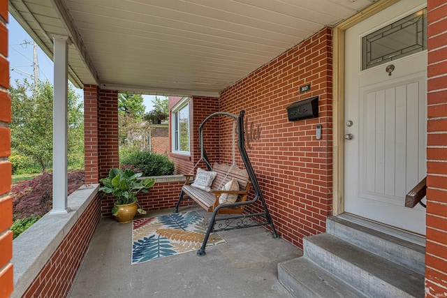 3017 E Walnut St, Evansville, IN 47714 - porch with entry steps