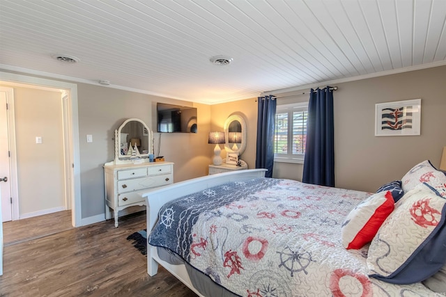 11382 N Biscayne Ln, Cromwell, IN 46732 - bedroom with wood finished floors, crown molding, wooden ceiling, and baseboards