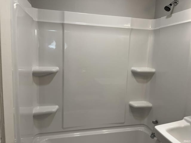 1311 S 31st St, South Bend, IN 46615 - bathroom featuring tub / shower combination