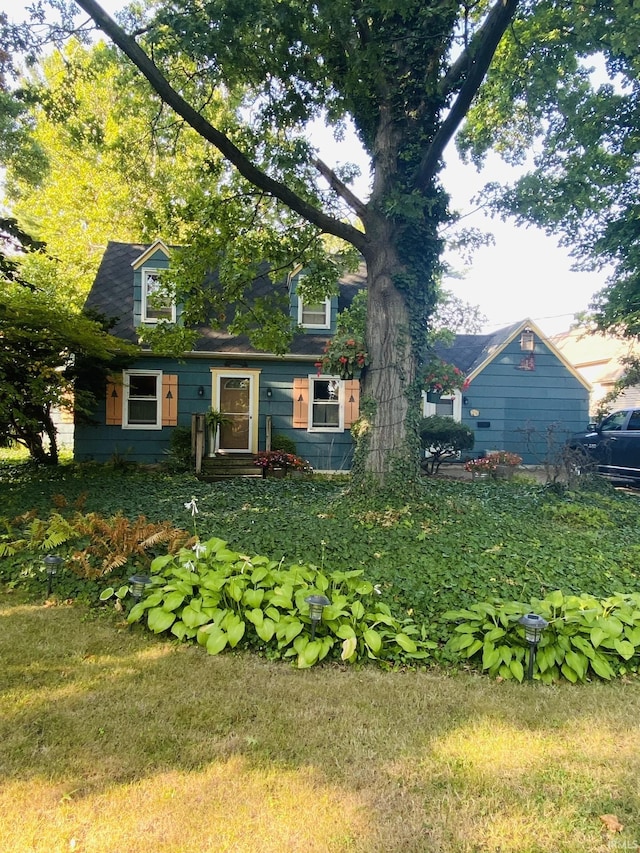 2310 Homewood Ave, Mishawaka, IN 46544 - view of front of home