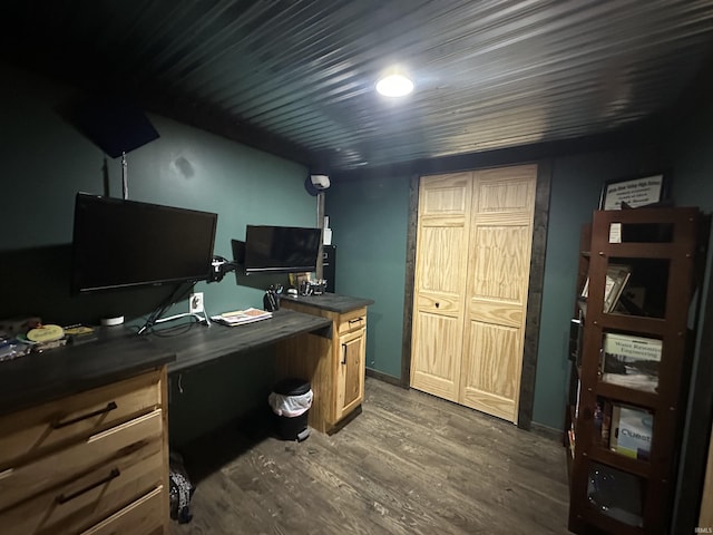 12524 W 545 N, Linton, IN 47441 - office area featuring dark wood finished floors