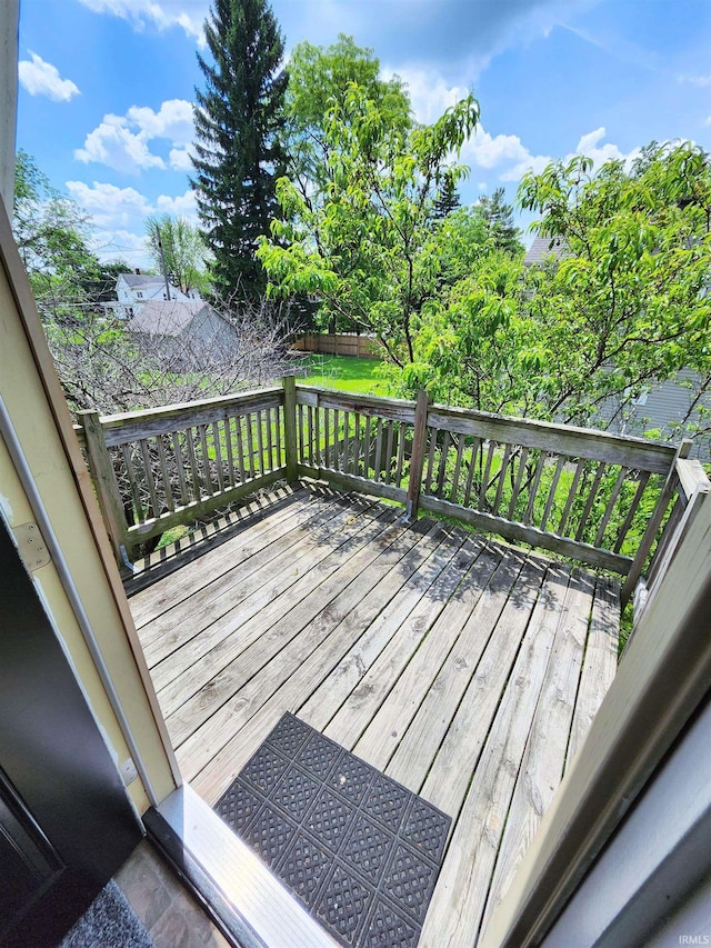 436 E Taber St, Fort Wayne, IN 46803 - view of wooden deck