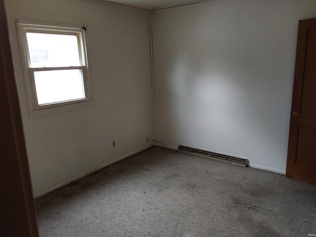 1006 W Rose St, South Bend, IN 46616 - unfurnished room with carpet