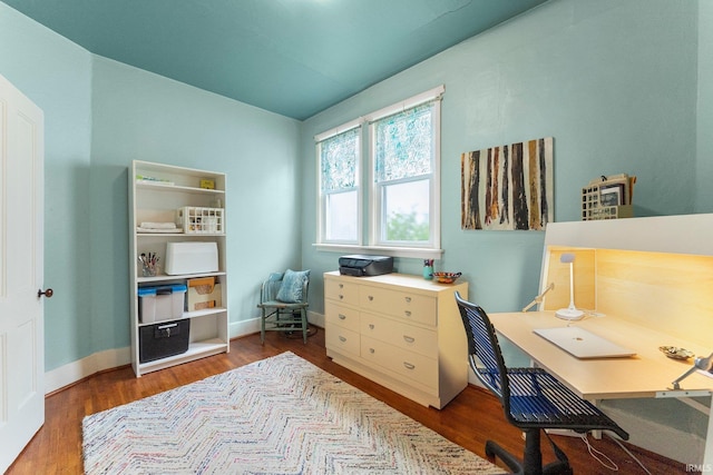 1712 High St, Fort Wayne, IN 46808 - office with wood finished floors and baseboards