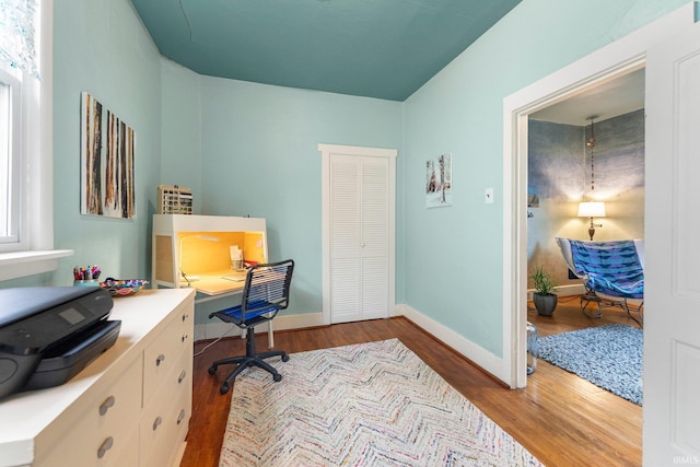 1712 High St, Fort Wayne, IN 46808 - office space with wood finished floors and baseboards