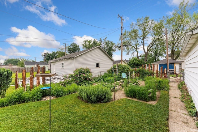 1712 High St, Fort Wayne, IN 46808 - view of yard