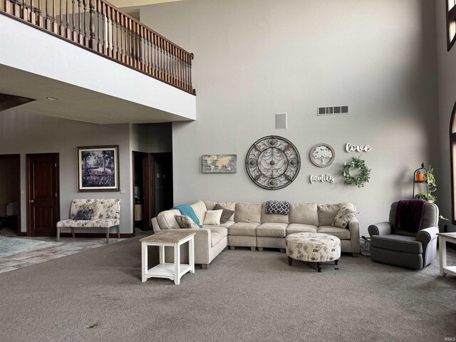 5533 N 150 Rd E, Urbana, IN 46990 - carpeted living area featuring a high ceiling