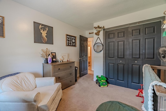 36 Jacks St, Gas City, IN 46933 - sitting room featuring light carpet