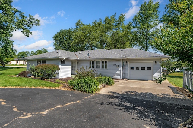4294 E Defreese Rd, Syracuse, IN 46567 - single story home featuring a garage and driveway