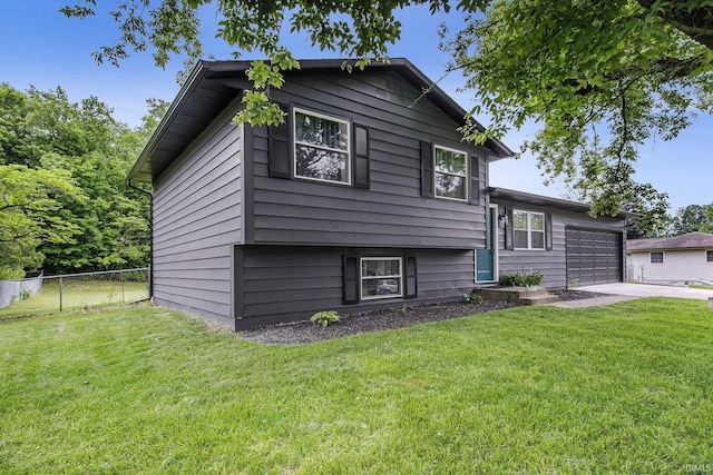 61156 Old Spanish Trl, South Bend, IN 46614 - split level home featuring a garage and driveway