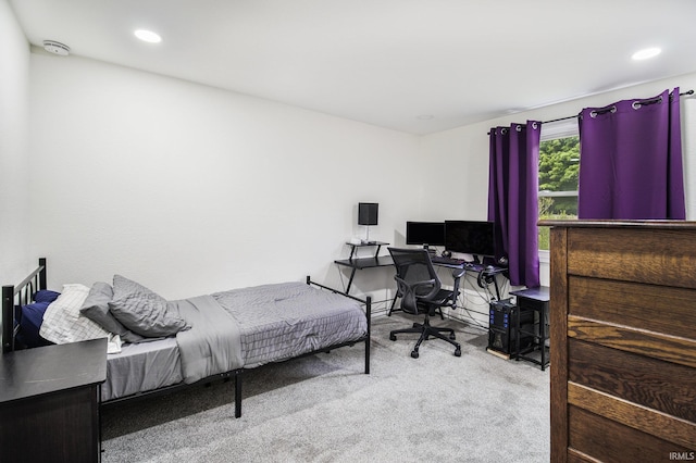61156 Old Spanish Trl, South Bend, IN 46614 - bedroom with carpet flooring, a desk, and recessed lighting