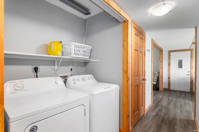 303 Shrack Ln, Dunkirk, IN 47336 - laundry room with washing machine and clothes dryer, dark wood finished floors, and a textured ceiling