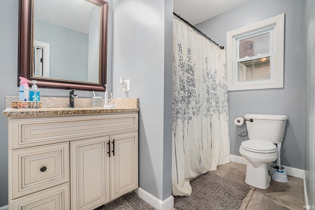 407 N Front St, North Manchester, IN 46962 - full bathroom with toilet, vanity, baseboards, and curtained shower