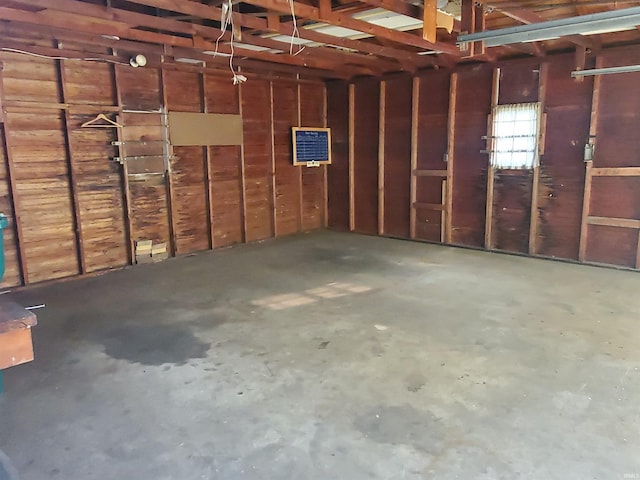1005 E 4th St, Mishawaka, IN 46544 - view of garage