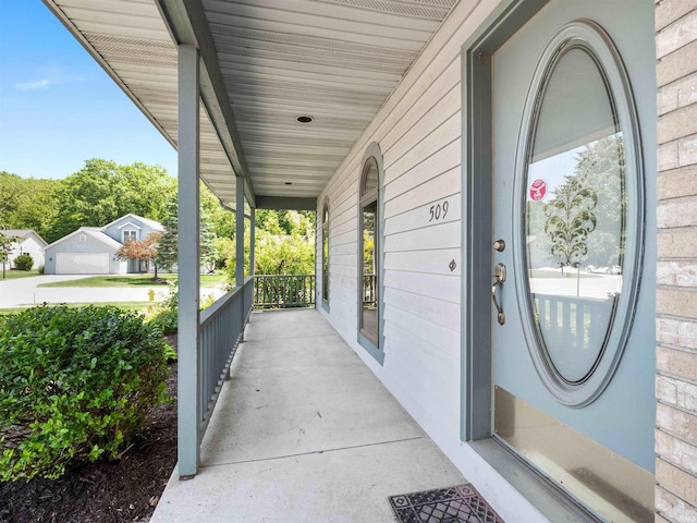 509 Water Meade Pl, Fort Wayne, IN 46825 - view of covered porch