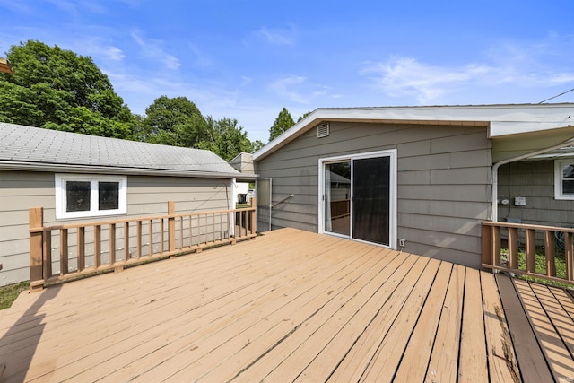 1209 E Water St, Mount Vernon, IN 47620 - view of wooden deck