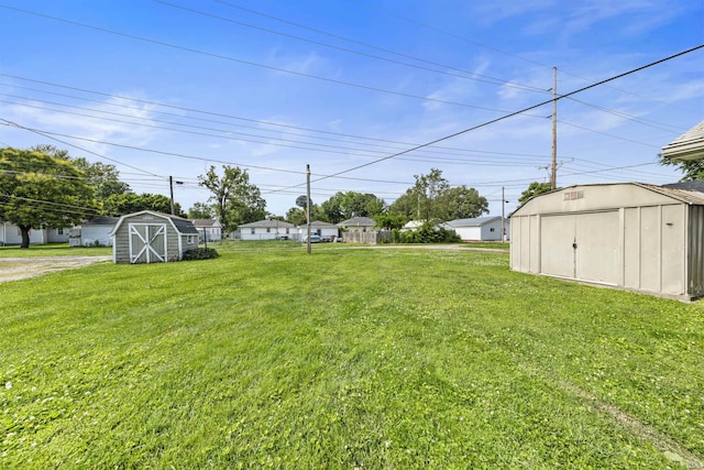 1209 E Water St, Mount Vernon, IN 47620 - view of green lawn