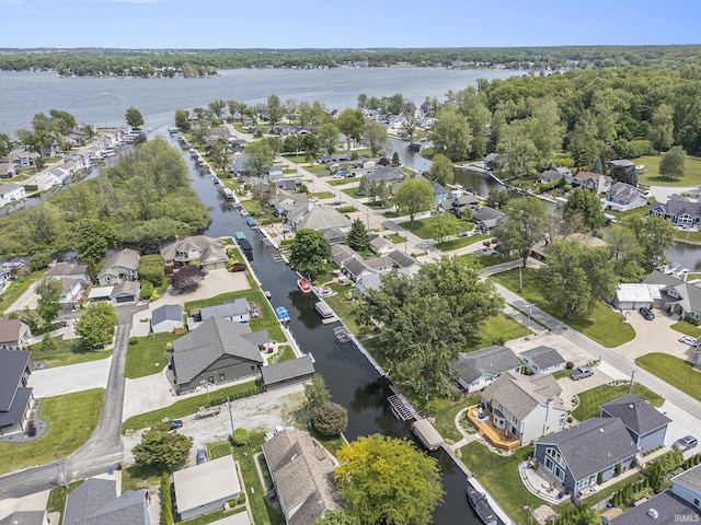 8056 E N Rd, Syracuse, IN 46567 - aerial view of property's location with nearby suburban area and a nearby body of water
