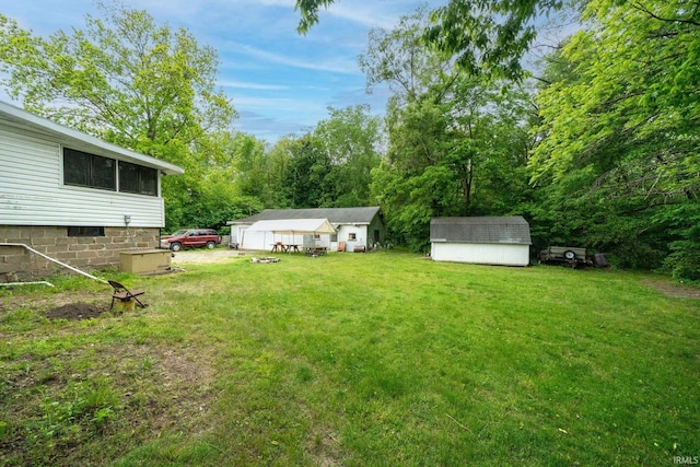 59479 Mayflower Rd, South Bend, IN 46619 - view of grassy yard