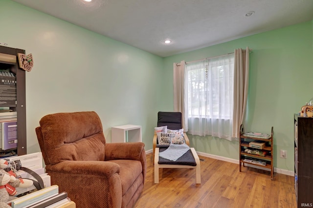 3502 S Tyler Ln, Bloomington, IN 47403 - sitting room featuring light wood-type flooring, baseboards, and recessed lighting