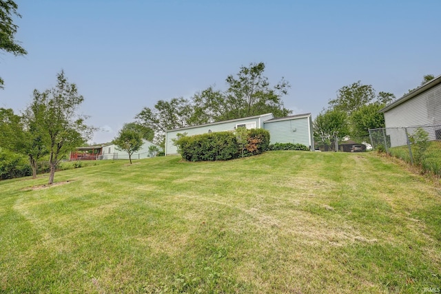 3502 S Tyler Ln, Bloomington, IN 47403 - view of yard