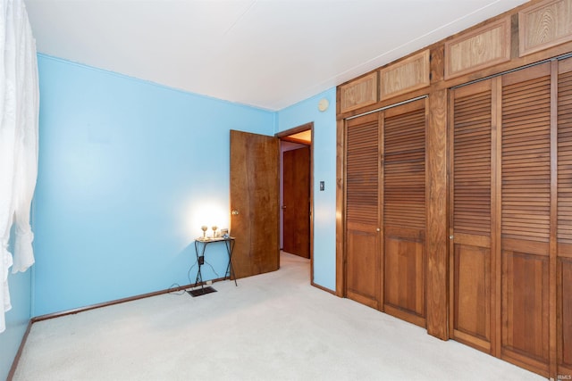 2524 Milburn Blvd, Mishawaka, IN 46544 - unfurnished bedroom with carpet and a closet