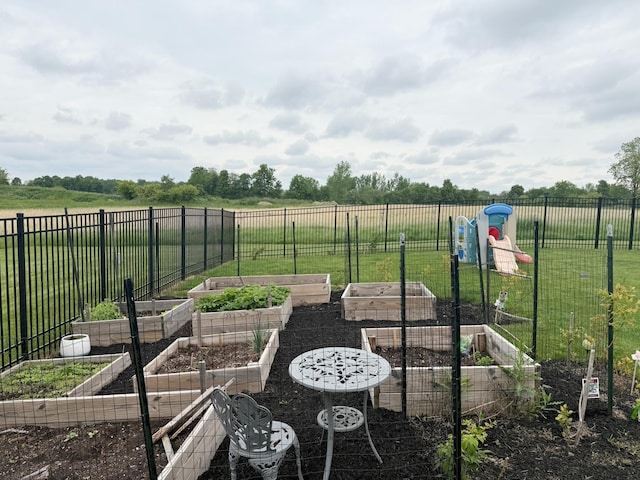 907 Sand Drift Dr, Fremont, IN 46737