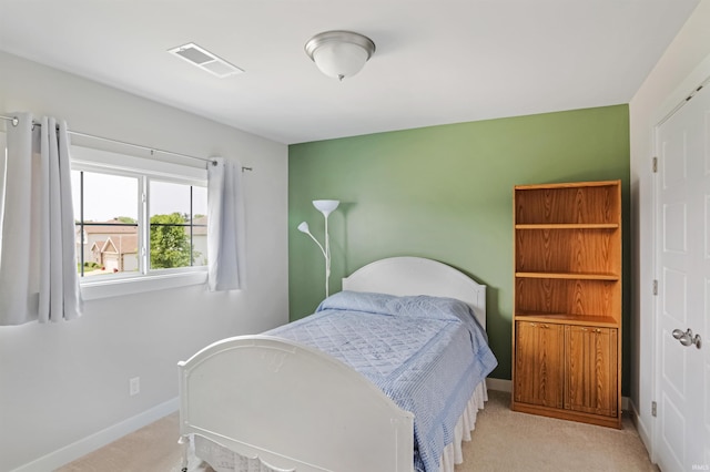 810 Tawny Dr, Evansville, IN 47712 - carpeted bedroom featuring baseboards