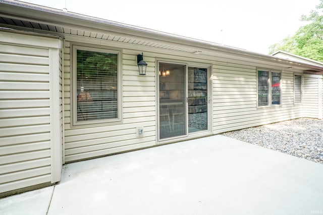 1757 Mill Pond Ln, Lafayette, IN 47905 - view of patio / terrace