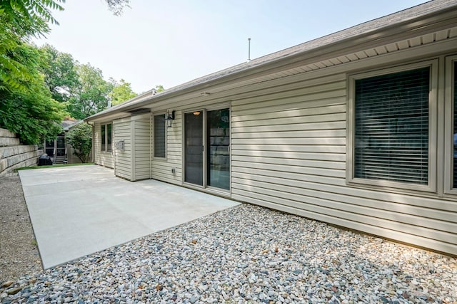 1757 Mill Pond Ln, Lafayette, IN 47905 - view of patio