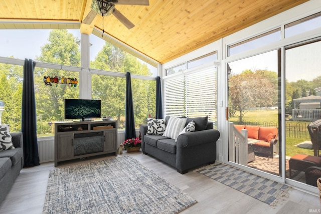 18165 Farmington Hills Dr, South Bend, IN 46637 - sunroom featuring healthy amount of natural light, an outdoor hangout area, and a ceiling fan