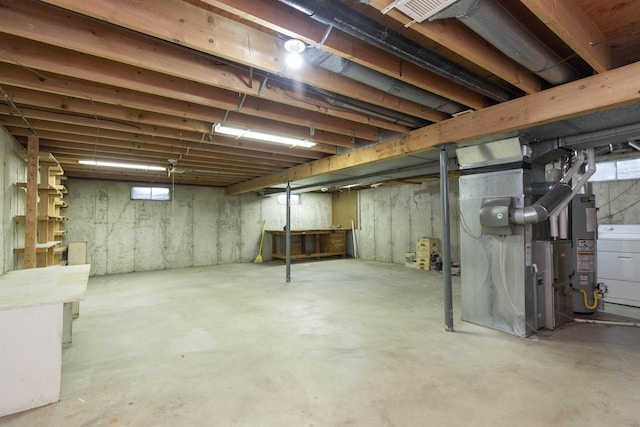 1402 Hampshire Dr, South Bend, IN 46614 - unfinished below grade area featuring gas water heater