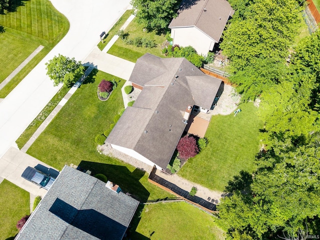 8816 Beacon Woods Pl, Fort Wayne, IN 46804 - drone / aerial view