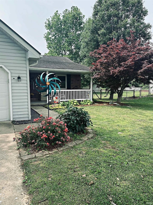 5 E Viola Ave, Washington, IN 47501 - view of yard featuring covered porch