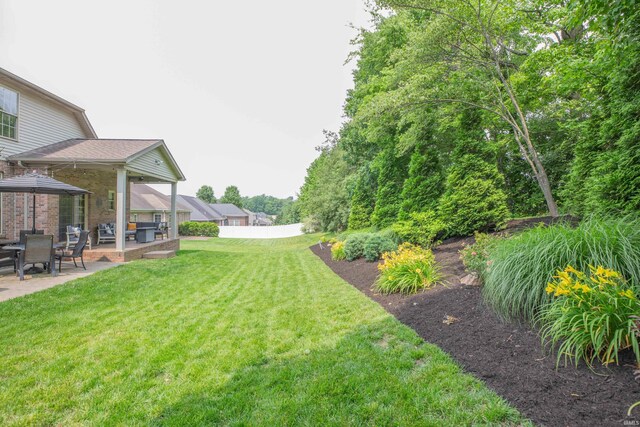 9076 Halston Cir, Newburgh, IN 47630 - view of yard with a patio
