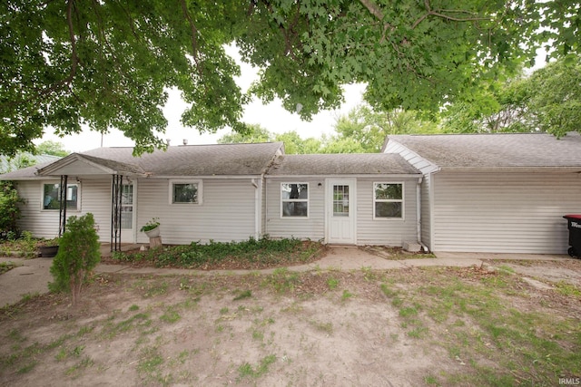 121 W Vine St, Delphi, IN 46923 - view of front of property