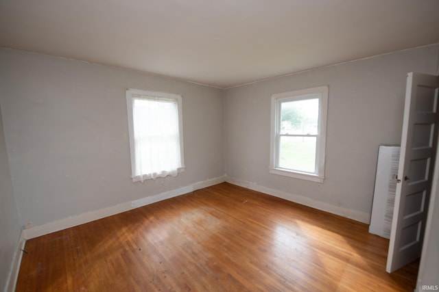 924 S Washington St, Delphi, IN 46923 - unfurnished room with baseboards and light wood-type flooring