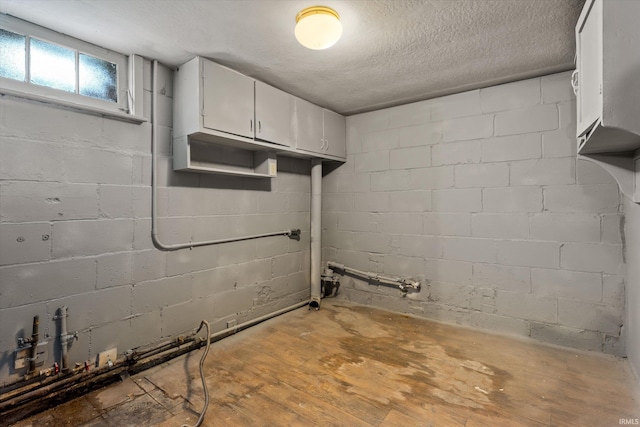 1815 E Bowman St, South Bend, IN 46613 - below grade area featuring a textured ceiling